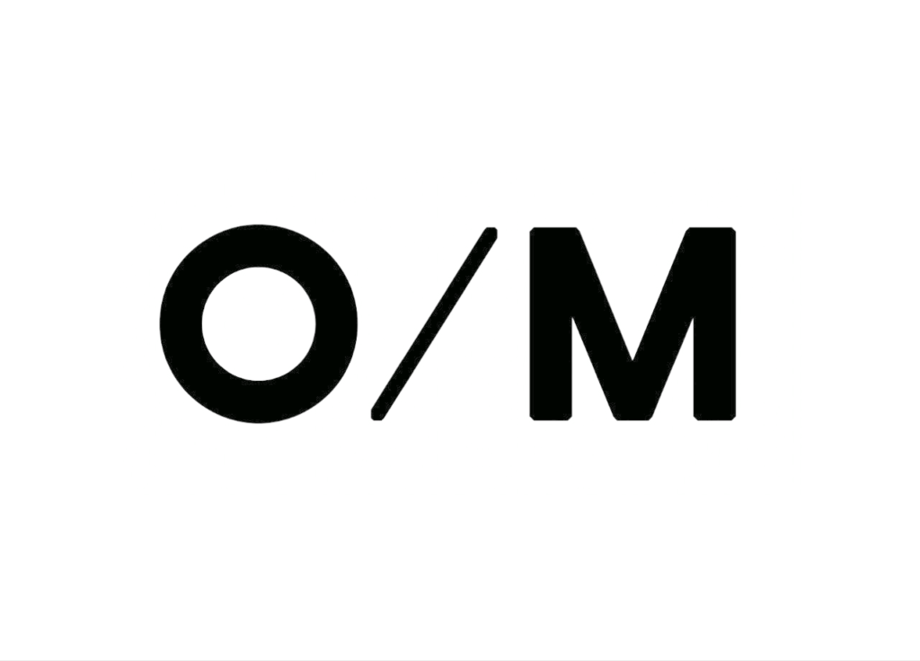 O:M_logo2023 white